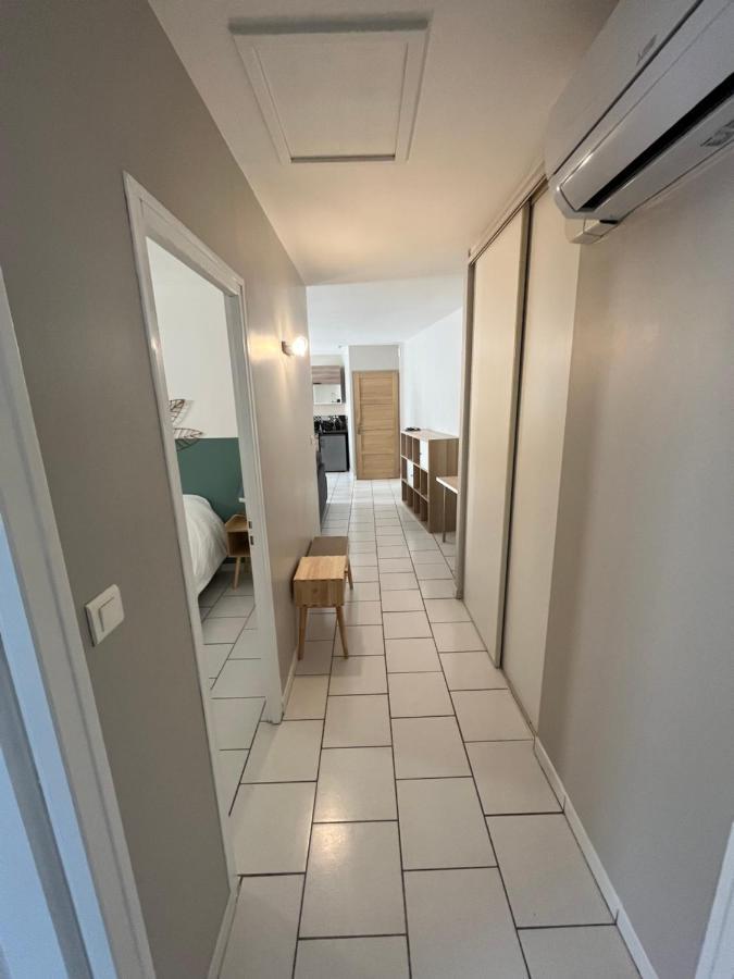 Bel Appartement 2 Chambres Au Coeur Du Village Eyragues Exterior foto
